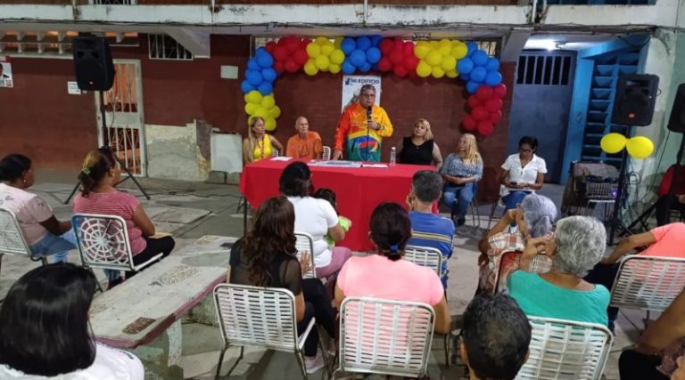En Guarenas asignan 22.000 dólares para reparación de viviendas y proyectos comunales