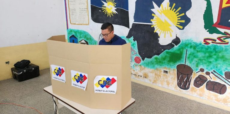 Nahum Fernández: Proyectos de la juventud son enganche directo con el futuro del país