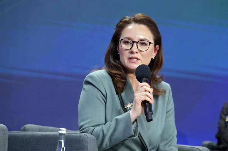 Yulia Sviridenko fue nombrada primera ministra de Ucrania