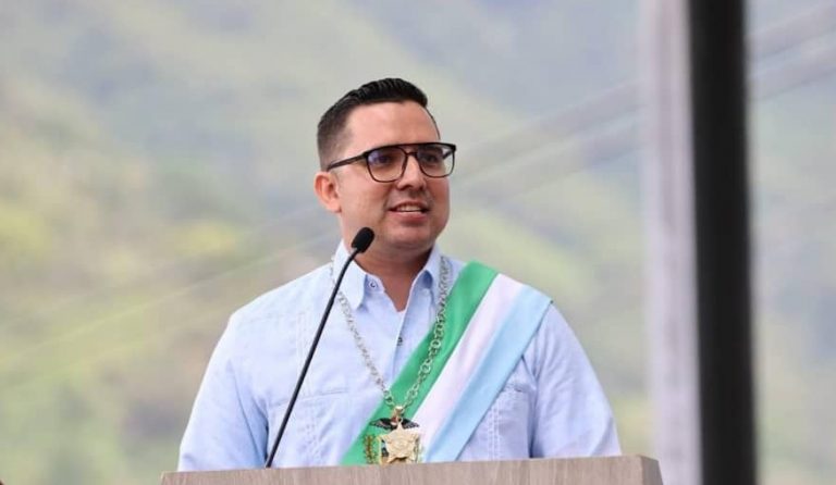 Gobernador y alcaldes de Mérida instalan el Consejo Estadal de Planificación
