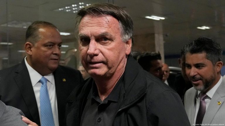 Inicia en Brasil juicio contra Jair Bolsonaro y sus siete colaboradores