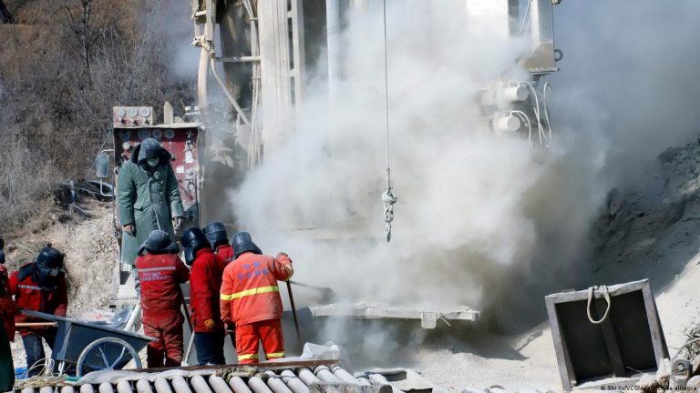 Aumento a 10 la cifra de muertos por la explosión de la planta metalúrgica en China