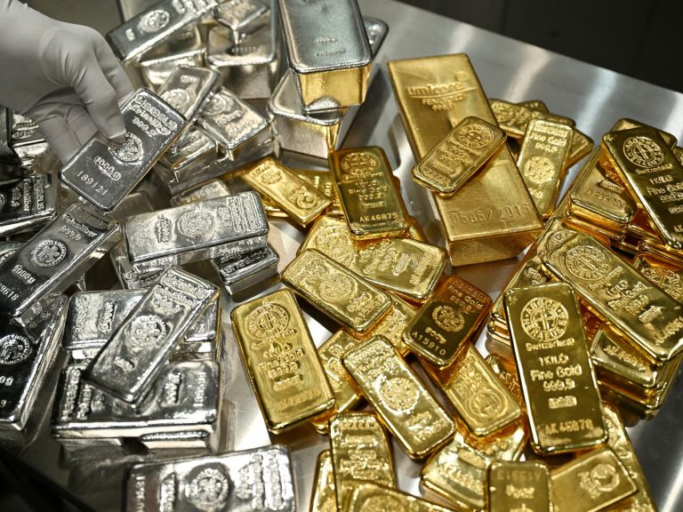 Oro y plata marcaron nuevos récords históricos