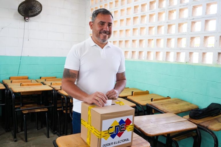 Gobernador de Anzoátegui destaca consolidación de la participación ciudadana en la Consulta Popular