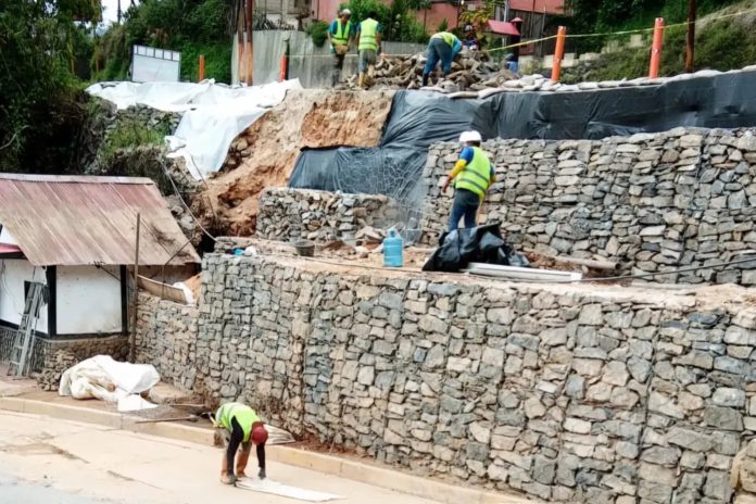 Restituyen tránsito en la vía El Junquito-Colonia Tovar
