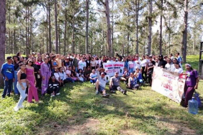 Juventud de Falcón impulsa el poder comunal en primer encuentro regional