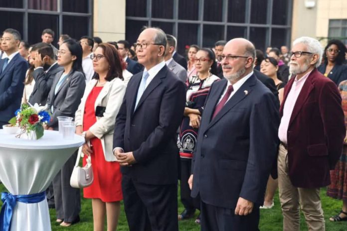 China reafirma su apoyo incondicional a Cuba tras 66 años de relaciones