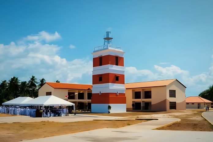 Reinauguran Faro de Punta Brava en Puerto Cabello para ayuda a la navegación