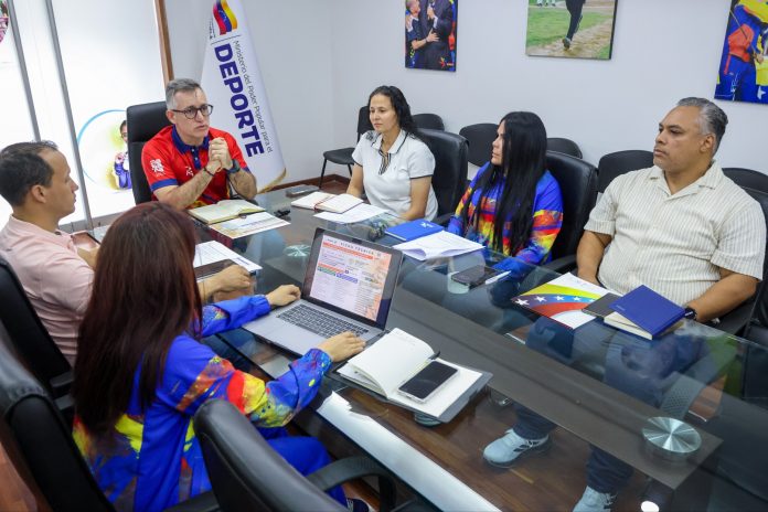 Ajustan logística de 34 atletas nacionales de cara a los Juegos Olímpicos juveniles