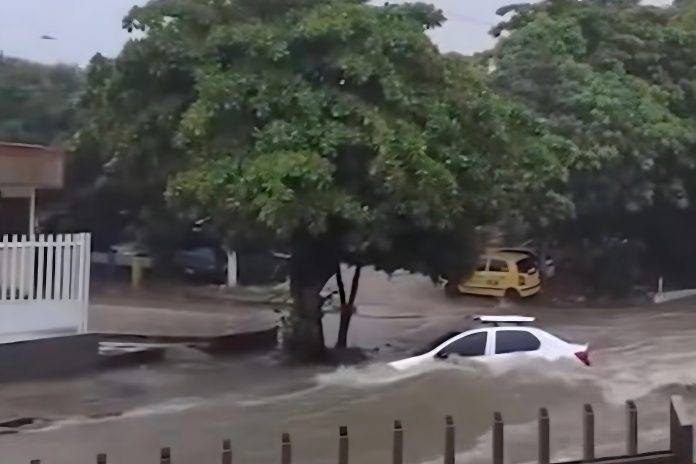 Norte de Colombia en máxima alerta tras graves inundaciones