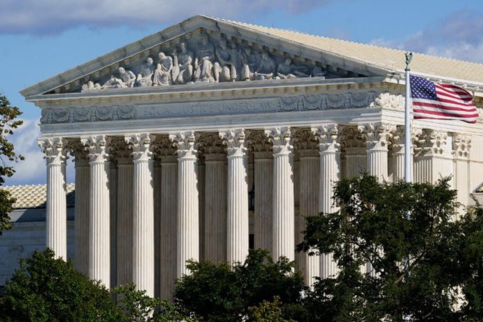 Corte Suprema de EEUU revisará norma de detención obligatoria para migrantes