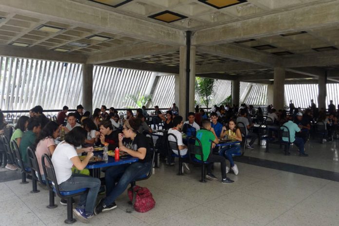 Ministerio transfiere fondos a 20 universidades y abren 20 comedores