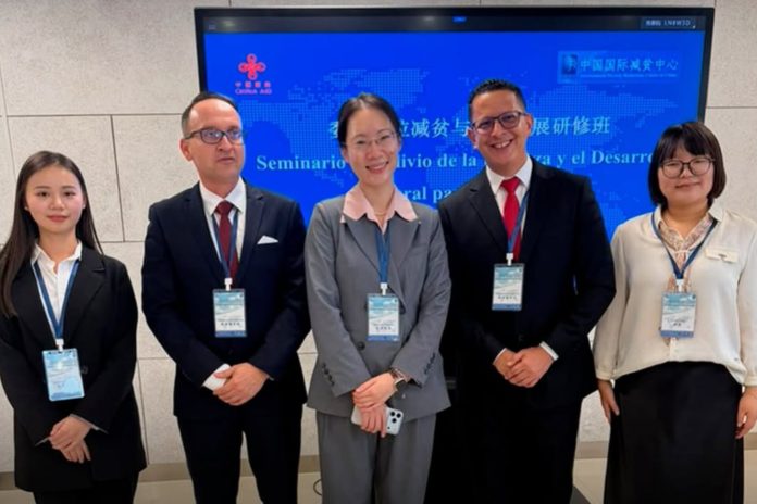Delegación de Anzoátegui participa en seminario sobre desarrollo rural en China