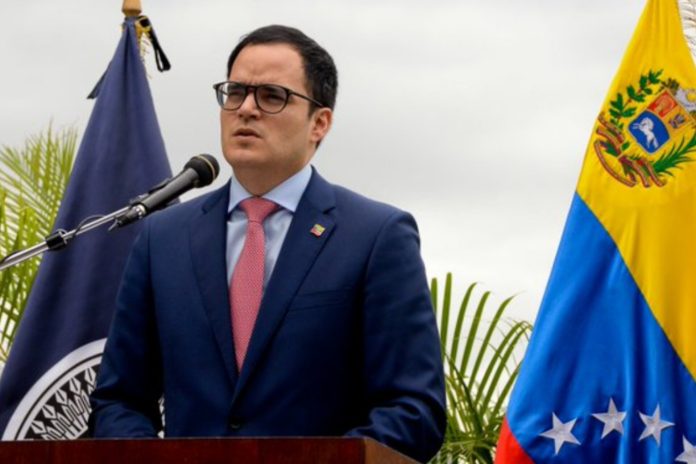 Venezuela expone ante el FMI plan económico enfocado en petróleo y minería