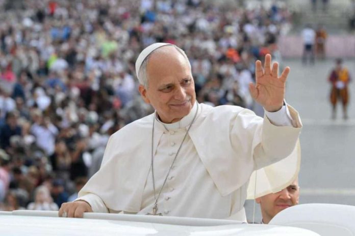 Médicos del Papa León XIV afirmaron que presenta evolución postoperatoria normal