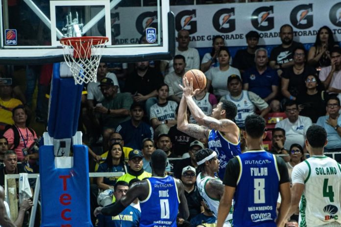 Liga Superior de Baloncesto retomará sus acciones con cinco partidos