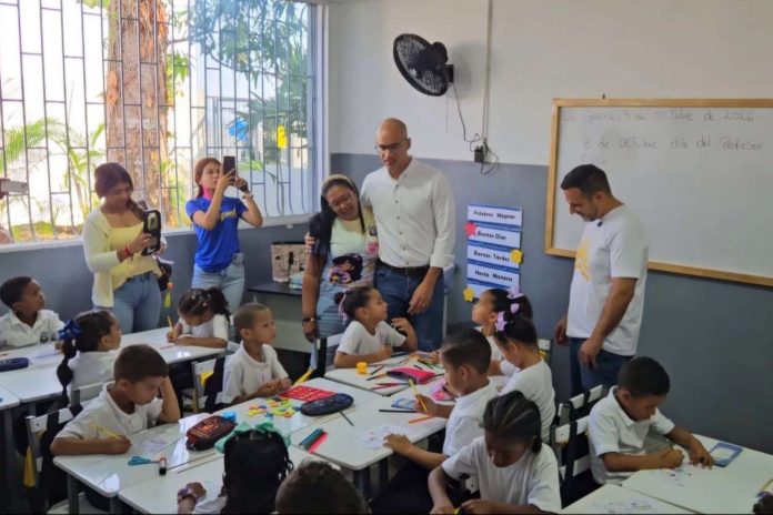 Rehabilitados 121 planteles educativos en el estado La Guaira tras eventos sísmicos