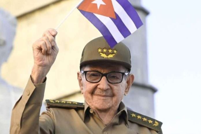 Psuv expresa solidaridad y rechaza orden de arresto en EEUU contra Raúl Castro