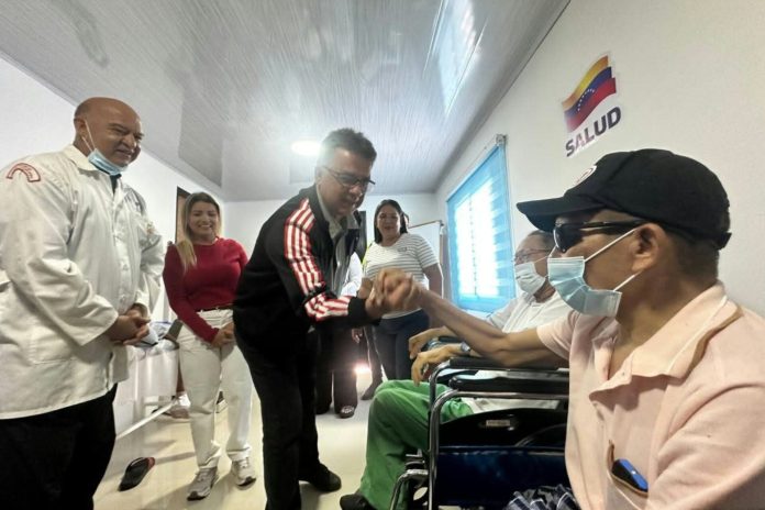 Inauguran sala de atención al pie diabético en el CDI Dr. Gilberto Rodríguez Ochoa en Amazonas