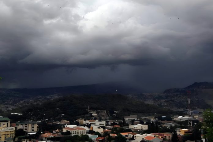 Inameh prevé lluvias en varias regiones por interacción de la Zona de Convergencia Intertropical