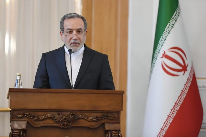 Canciller iraní afirma que gestión del estrecho de Ormuz será otra luego de la guerra